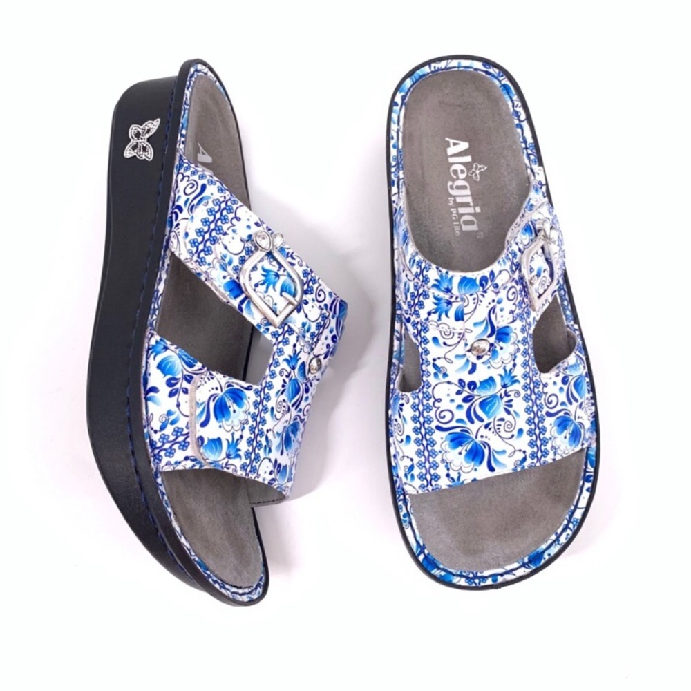 Algeria blue Floral Velcro sandals
